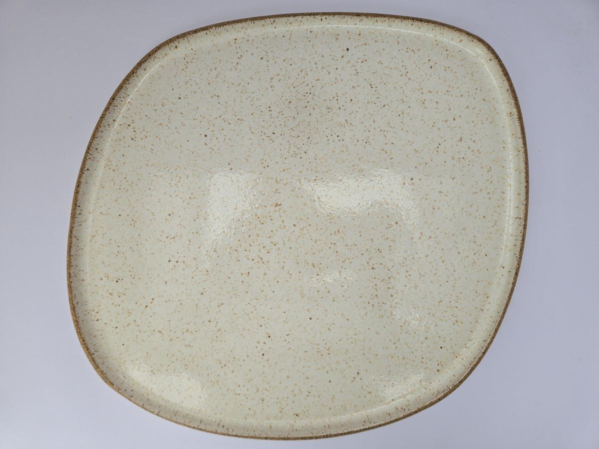 PRATO OVAL GG 28CM COM BORDA BAIXA