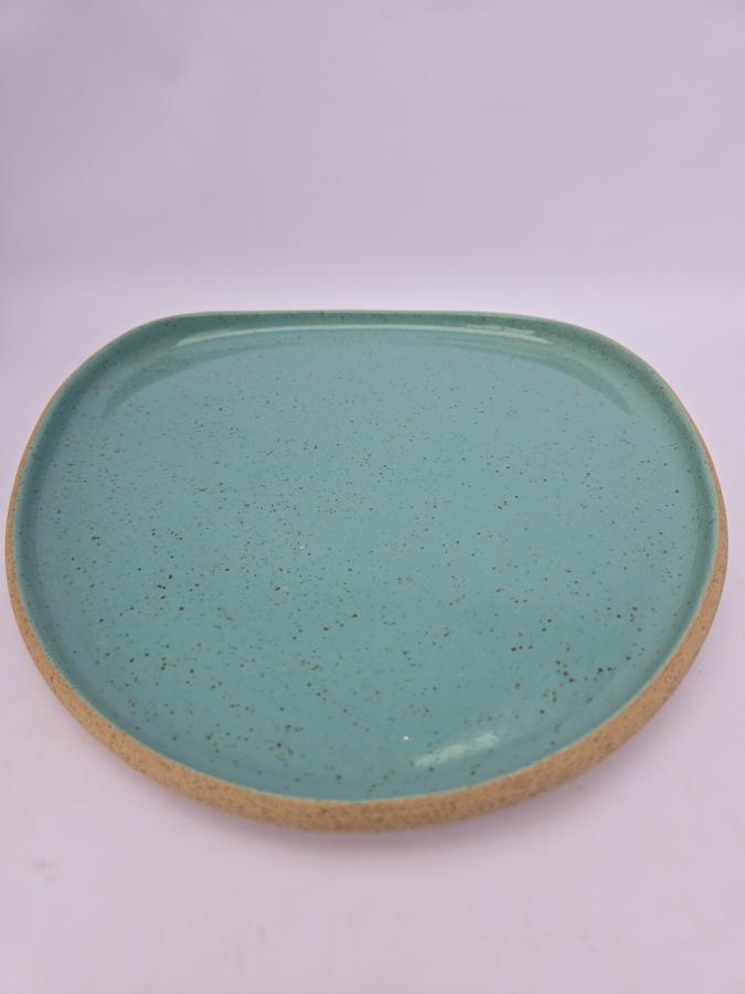PRATO TRIANGULAR 22CM PARA SOBREMESA BORDA BAIXA - M